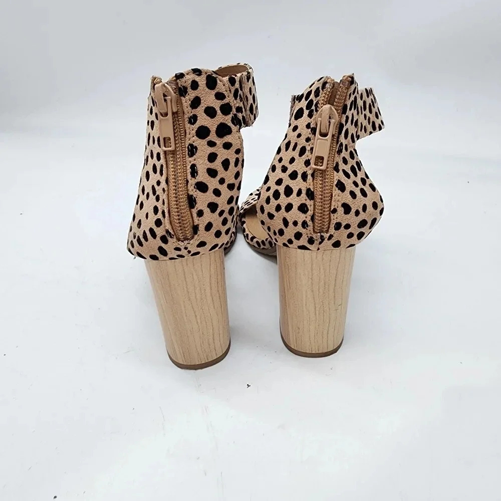 New D Women's Brooke Sandals Ankle Strap Beige Black Dot Heel Sz 7 - Picture 4 of 8